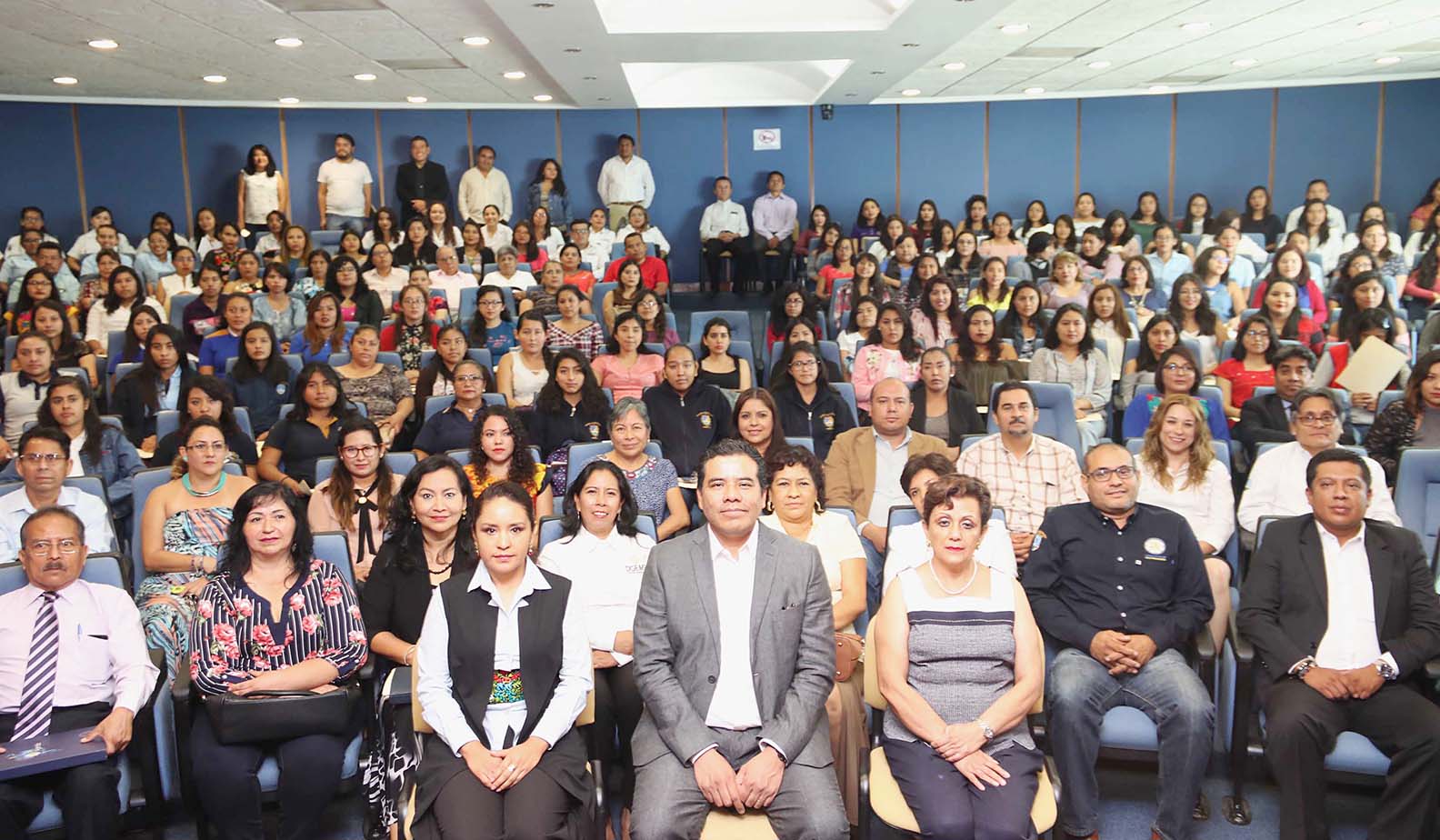 Reconocimientos a alumnas UABJO 2